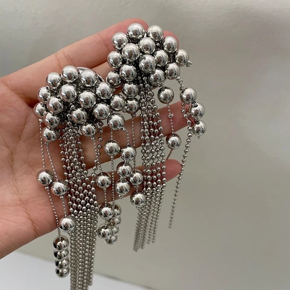 Zara EDGE NYC Uneven Chunky Dangle Mercury Pearl Pin Earrings long - Picture 15 of 16